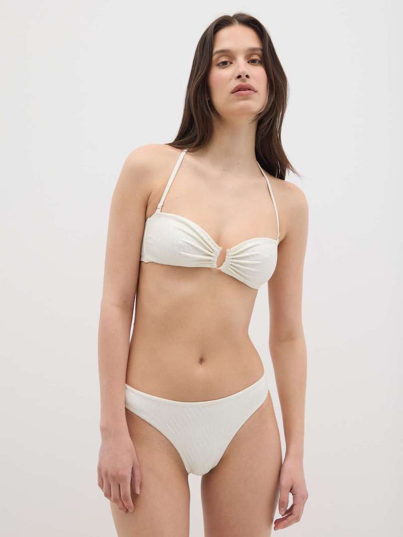 costumi-in-saldo-bikini-bianco