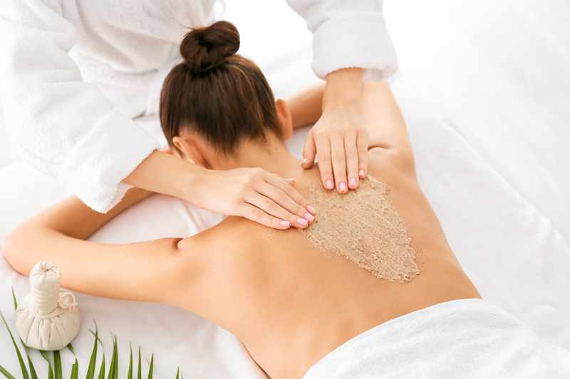 cliomakeup-differenza-gommage-scrub-cos'e-il-gommage