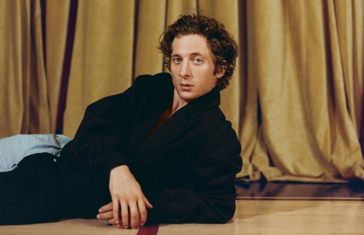 cliomakeup-jeremy-allen-white-1-copertina