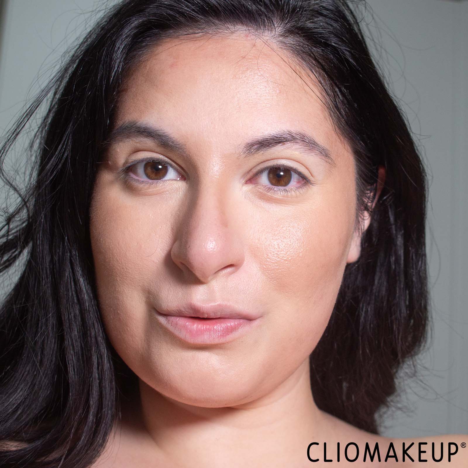 cliomakeup-recensione-stick-contouring-too-faced-chocolate-soleil-melting-bronzing-and-sculpting-stick-12