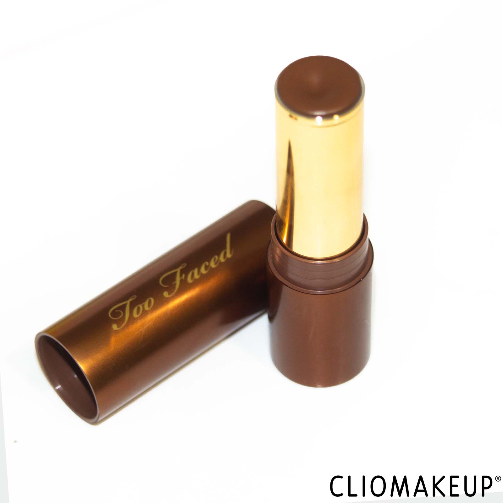 cliomakeup-recensione-stick-contouring-too-faced-chocolate-soleil-melting-bronzing-and-sculpting-stick-4