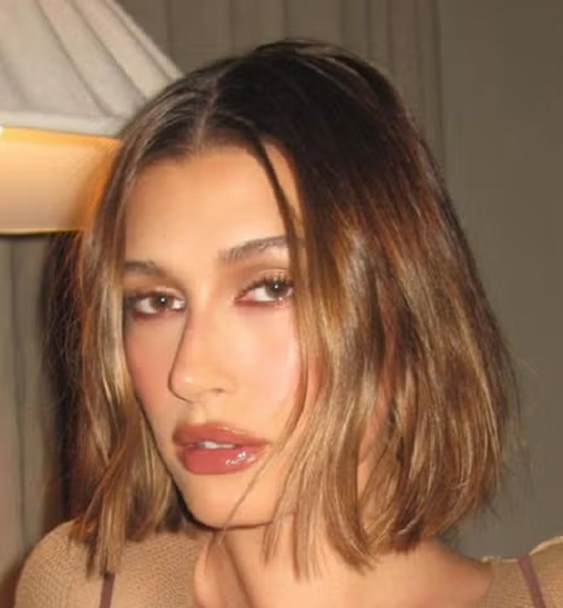 labbra-glossy-hailey-bieber