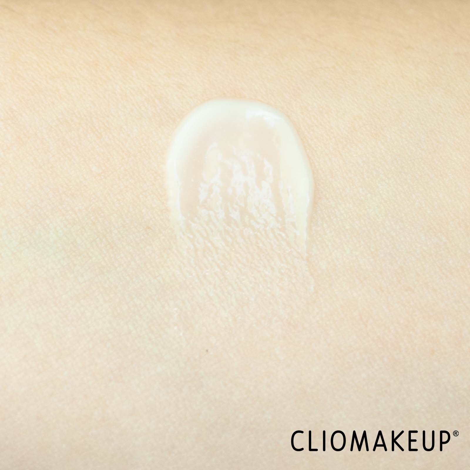 recensione-maschera-notturna-jowae-moisturizing-overnight-recovery-mask-texture