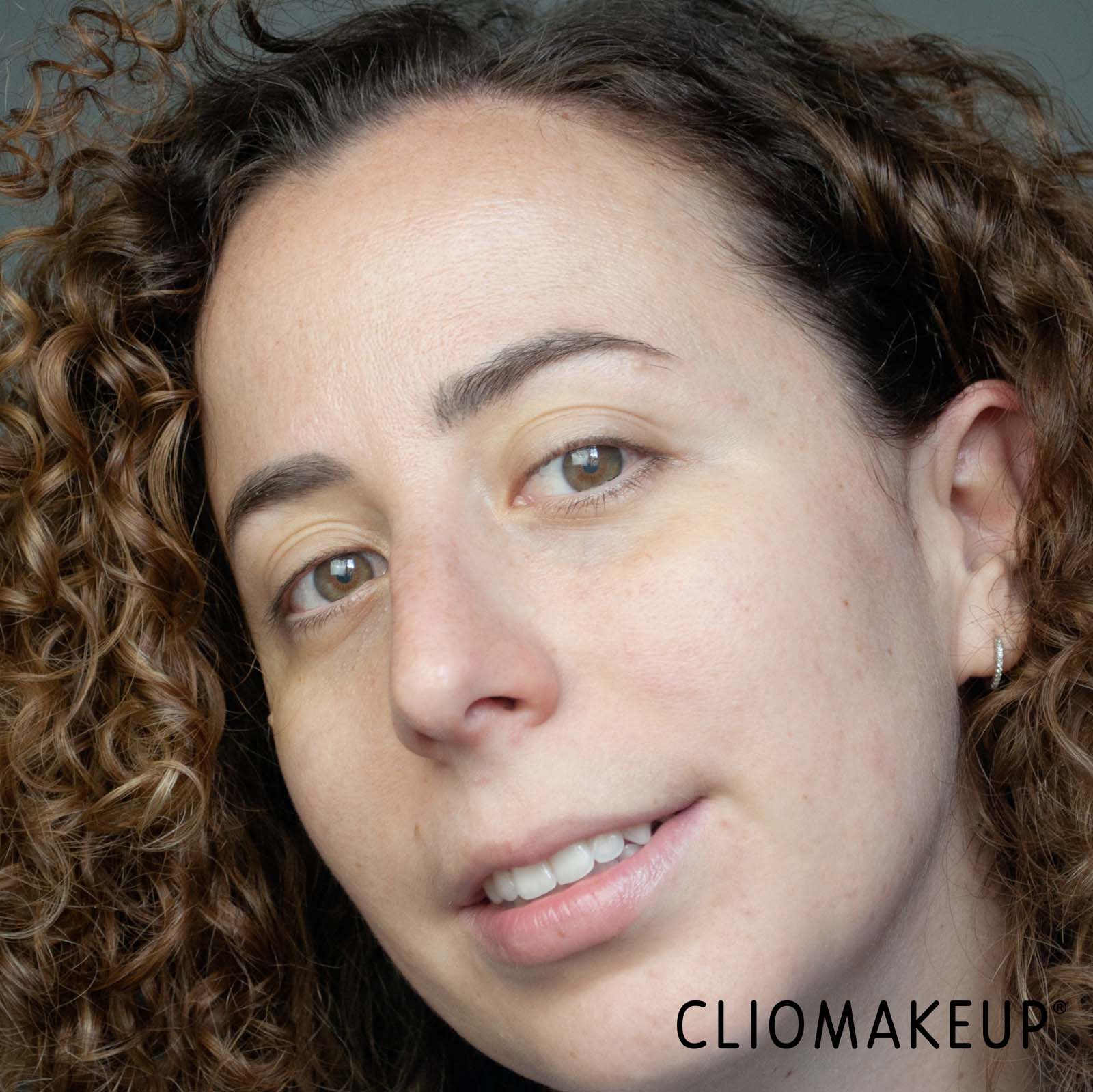 recensione-siero-freshly-cosmetics-multi-peptide-hydra-milkviso-al-naturale