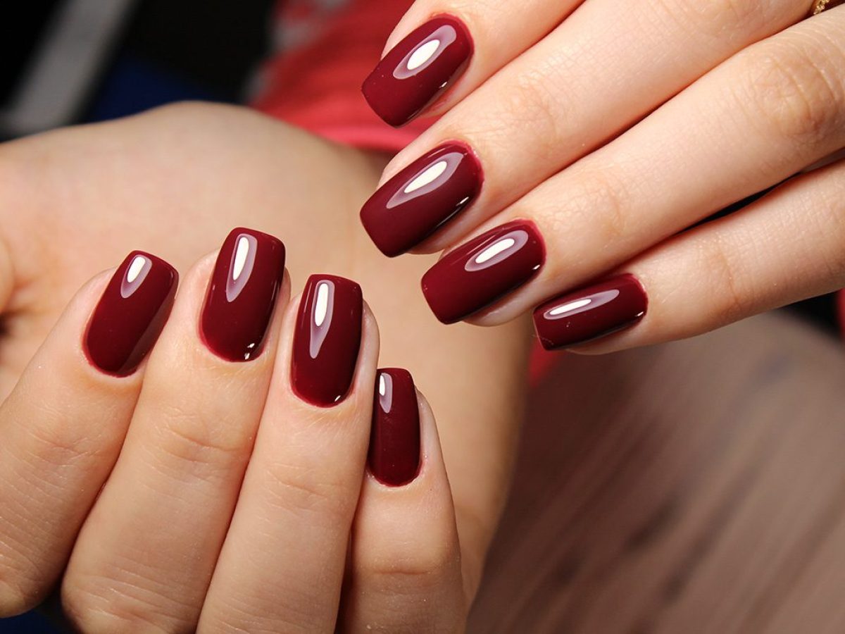 smalti-pupa-migliori-manicure-smalto-burugundy