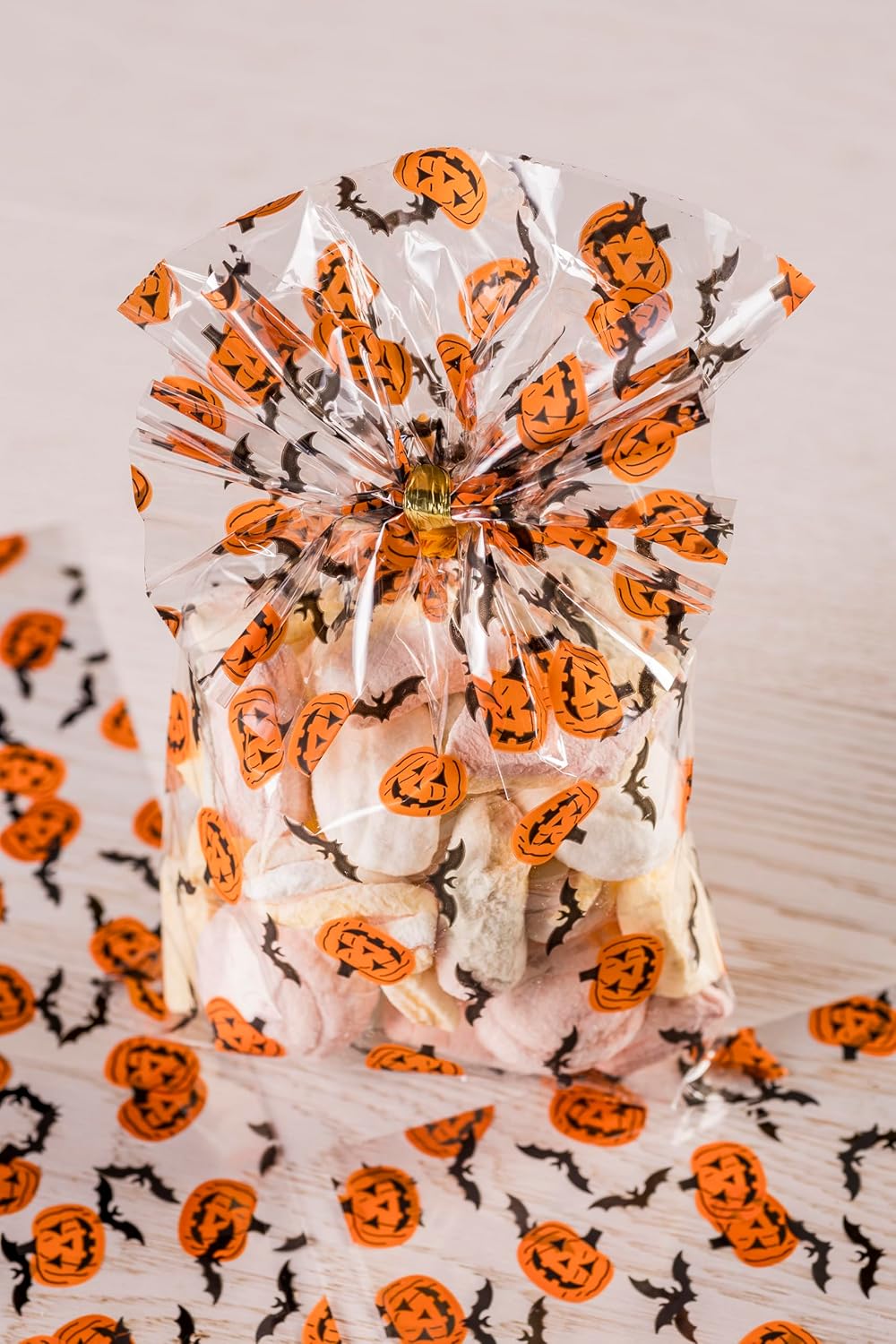 biscotti-halloween-ricette-facili-idee-spaventose-biscotti-vegan-sacchetti-tema-halloween