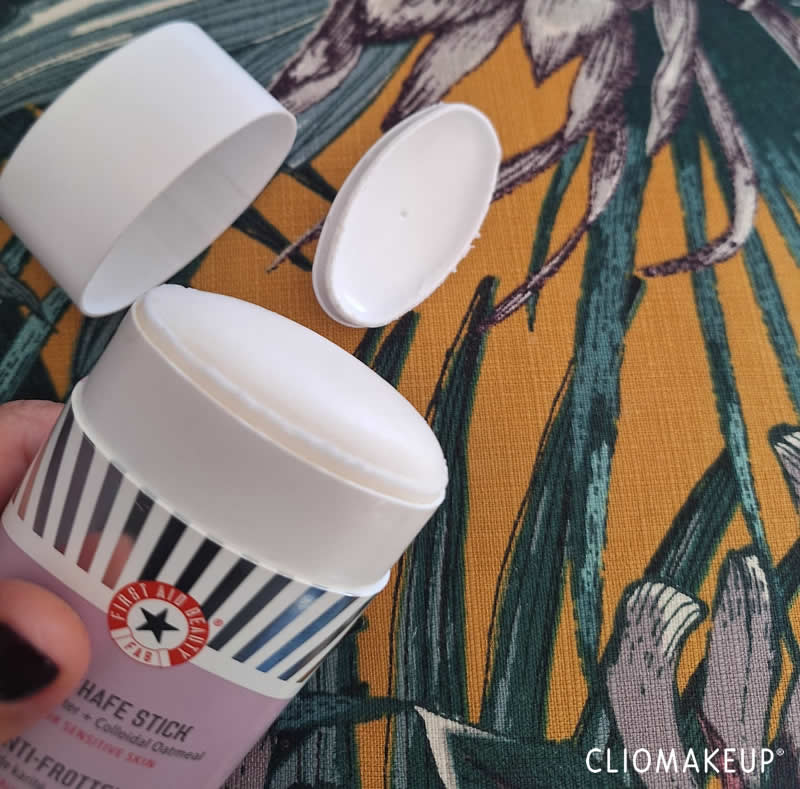 flop-team-settembre-2024-first-aid-stick-antisfregamento-aperto