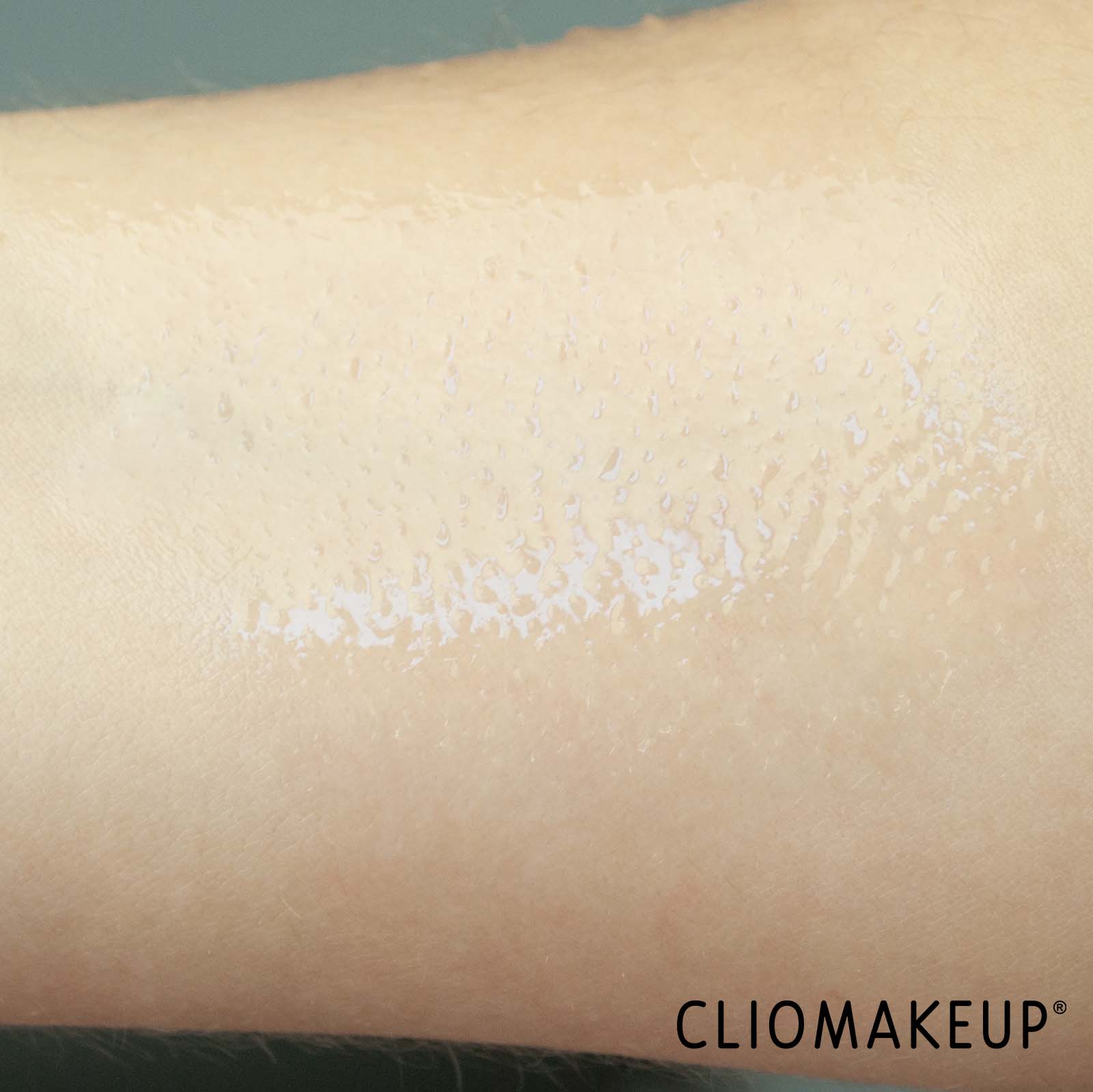 recensione-olio-struccante-sephora-comfort-cleansing-oil-swatch