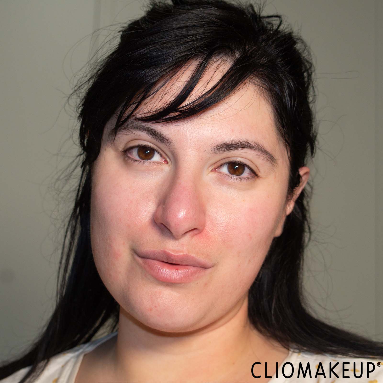 recensione-urban-decay-face-bond-foundation-pelle-naturale