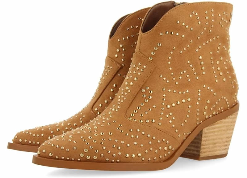 stivali-texani-autunno-2024-borchie