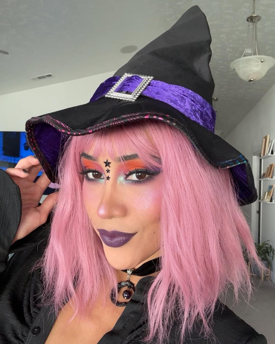 trucco-strega-buona-rossetto-viola-stelle