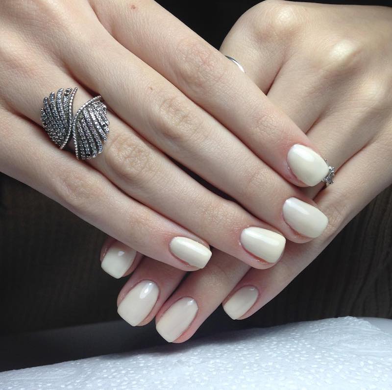 unghie-color-crema-corte