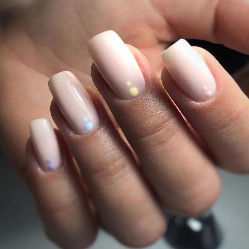 unghie-color-crema-dot