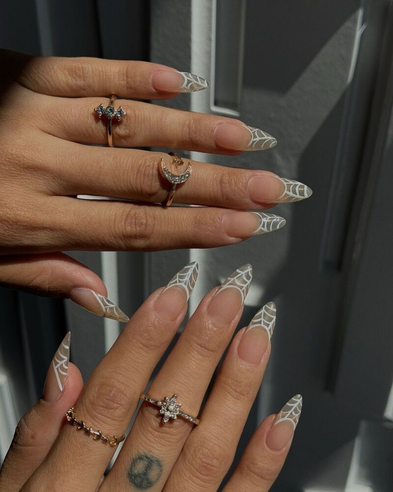 unghie-halloween-french-ragnatela