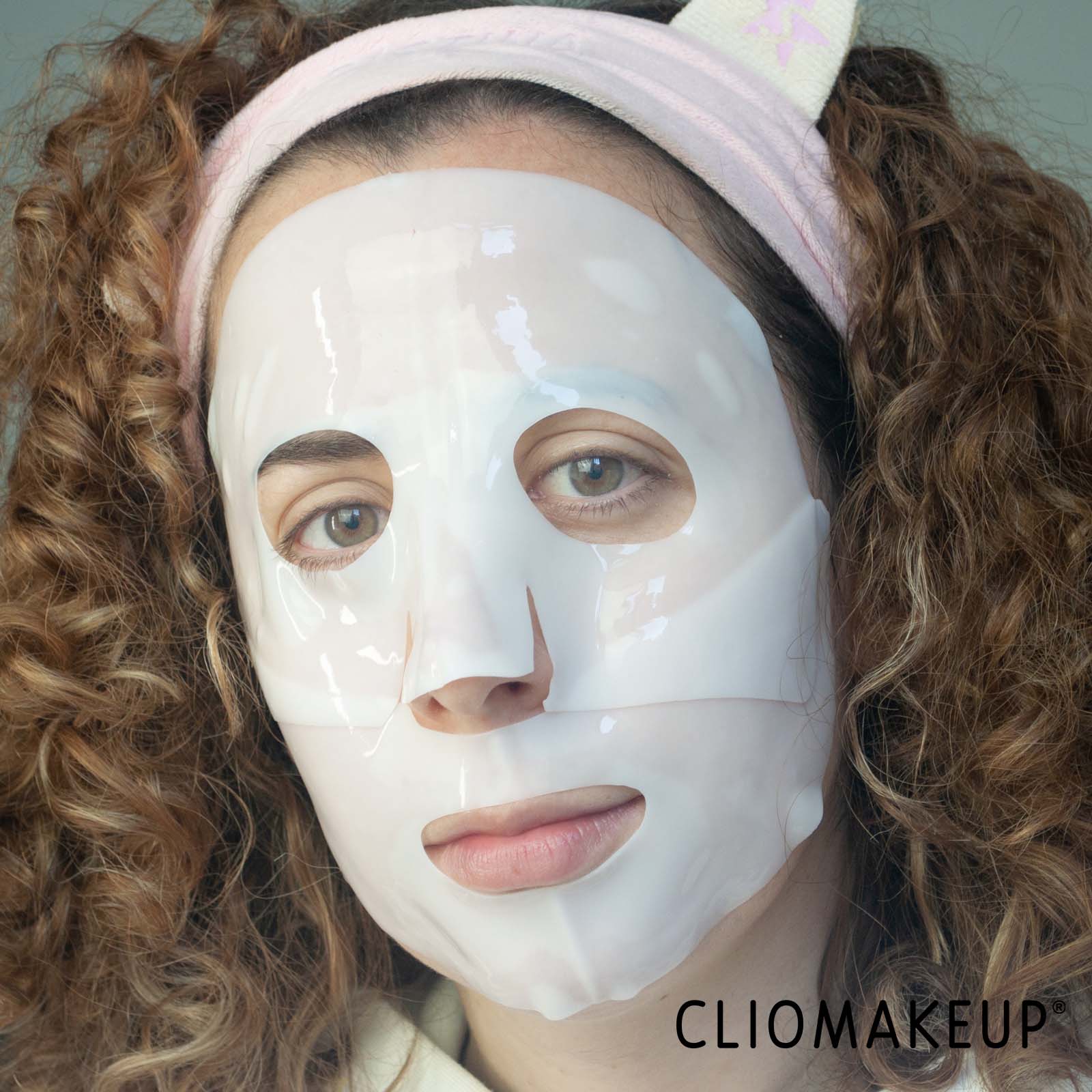 recensione-set-maschere-viso-yecuce-bio-collagen-deep-hydration-mask-applicazione-maschera