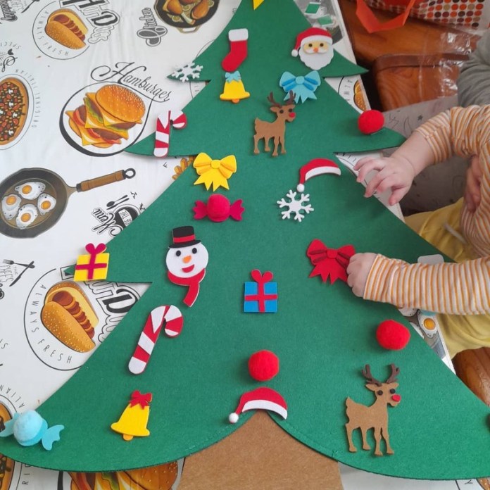 lavoretti-di-natale-albero-carta-feltro