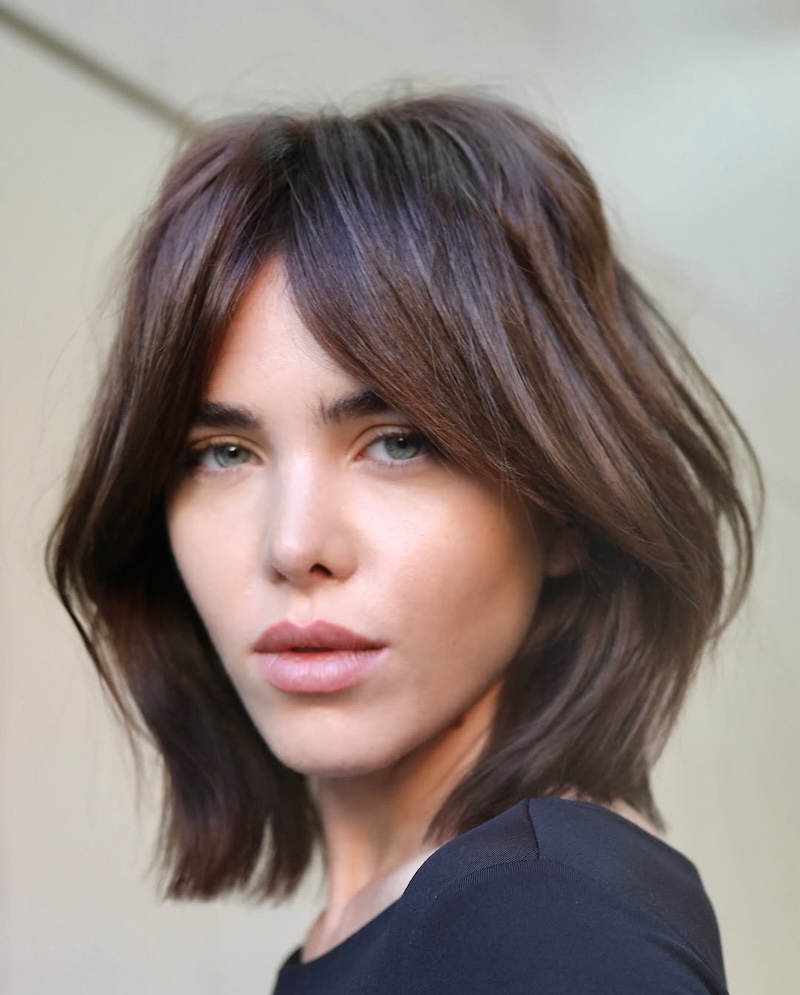 tagli-capelli-dicembre-2024-caschetto-scalato