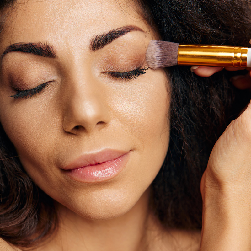 come-usare-cipria-translucent-setting-powder-laura-mercier-sfumatura