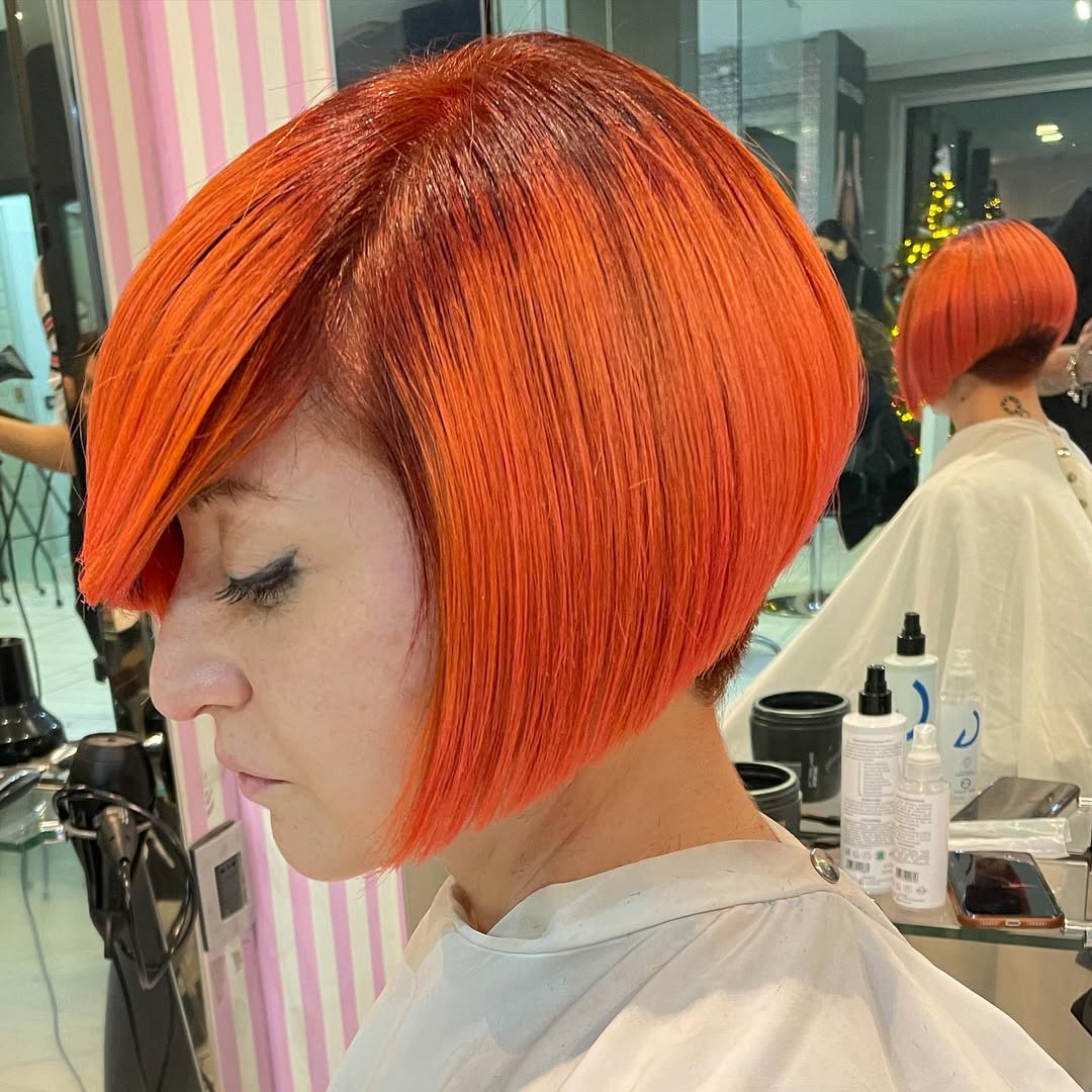 shadow-roots-capelli-corti-rossi