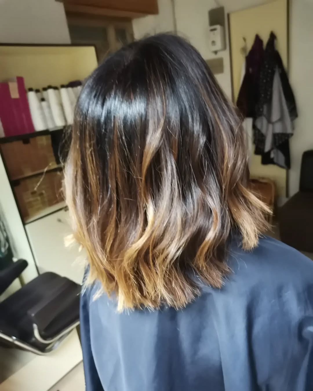 shadow-roots-capelli-corti-sfumatura