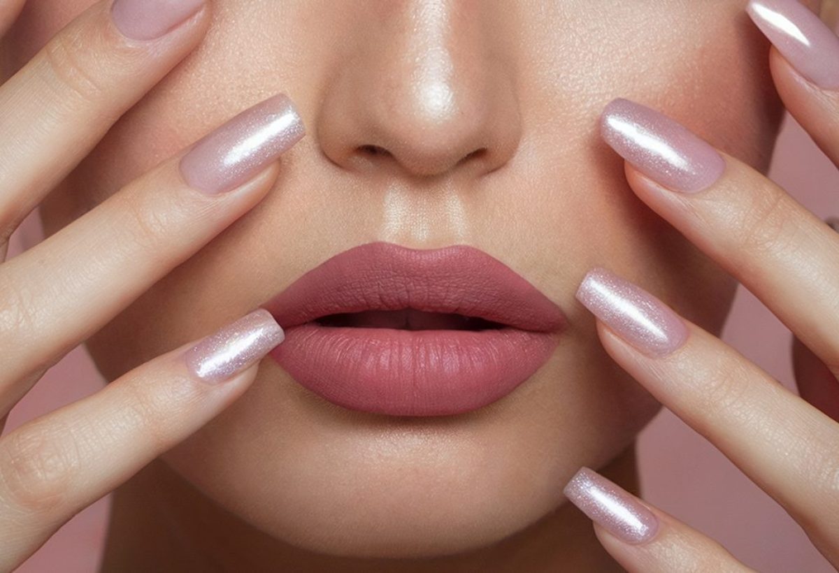 come-rendere-opaco-rossetto-troppo-lucido-copertina