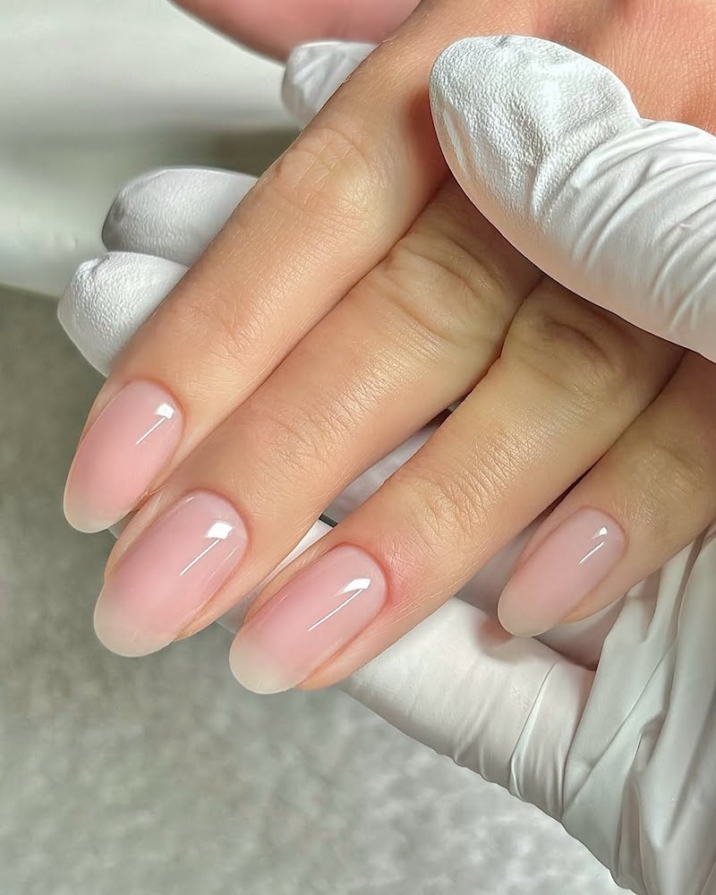 ice-cream-manicure-unghie-mandorla