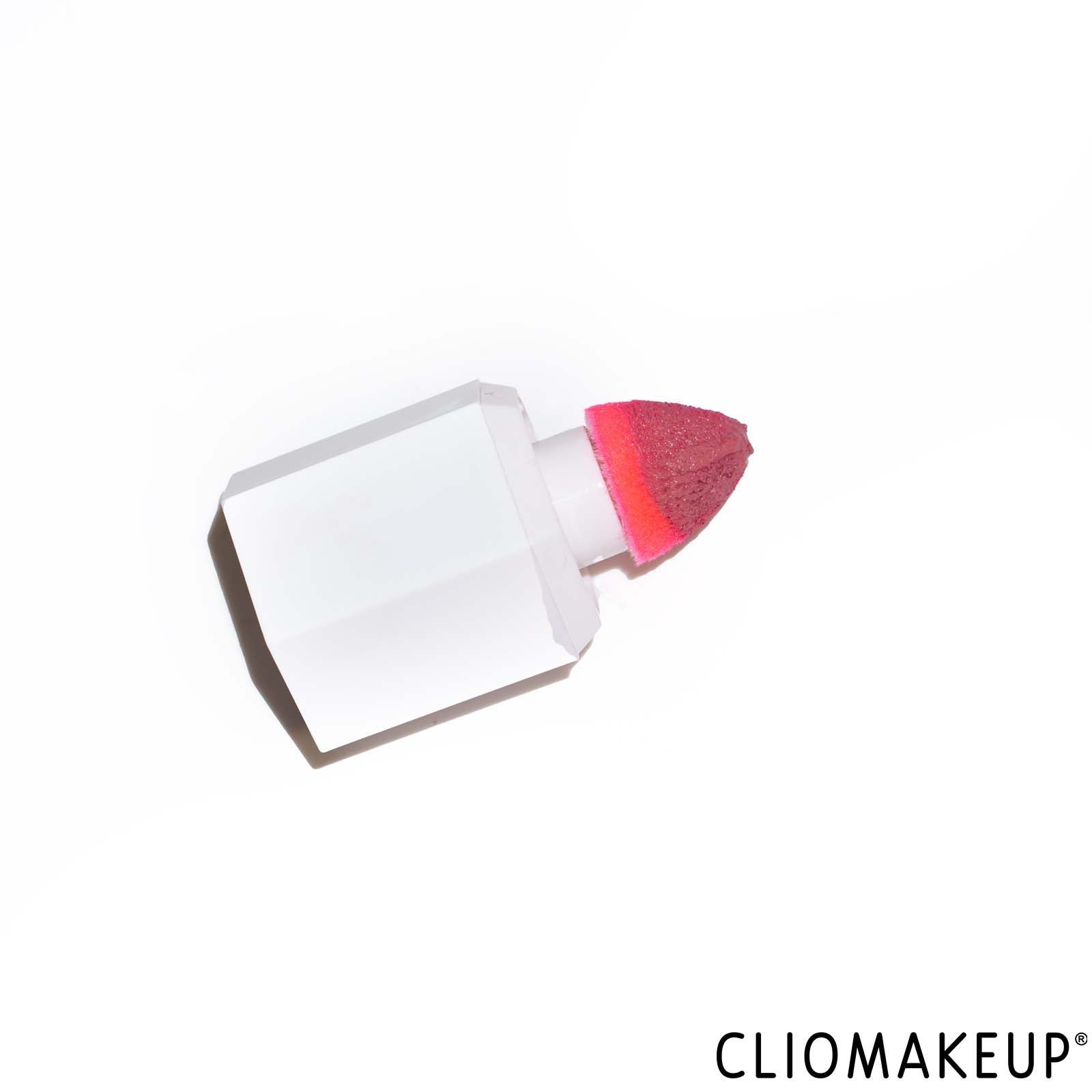 recensione-blush-essence-cheeky-love-blush-liquido-close-up