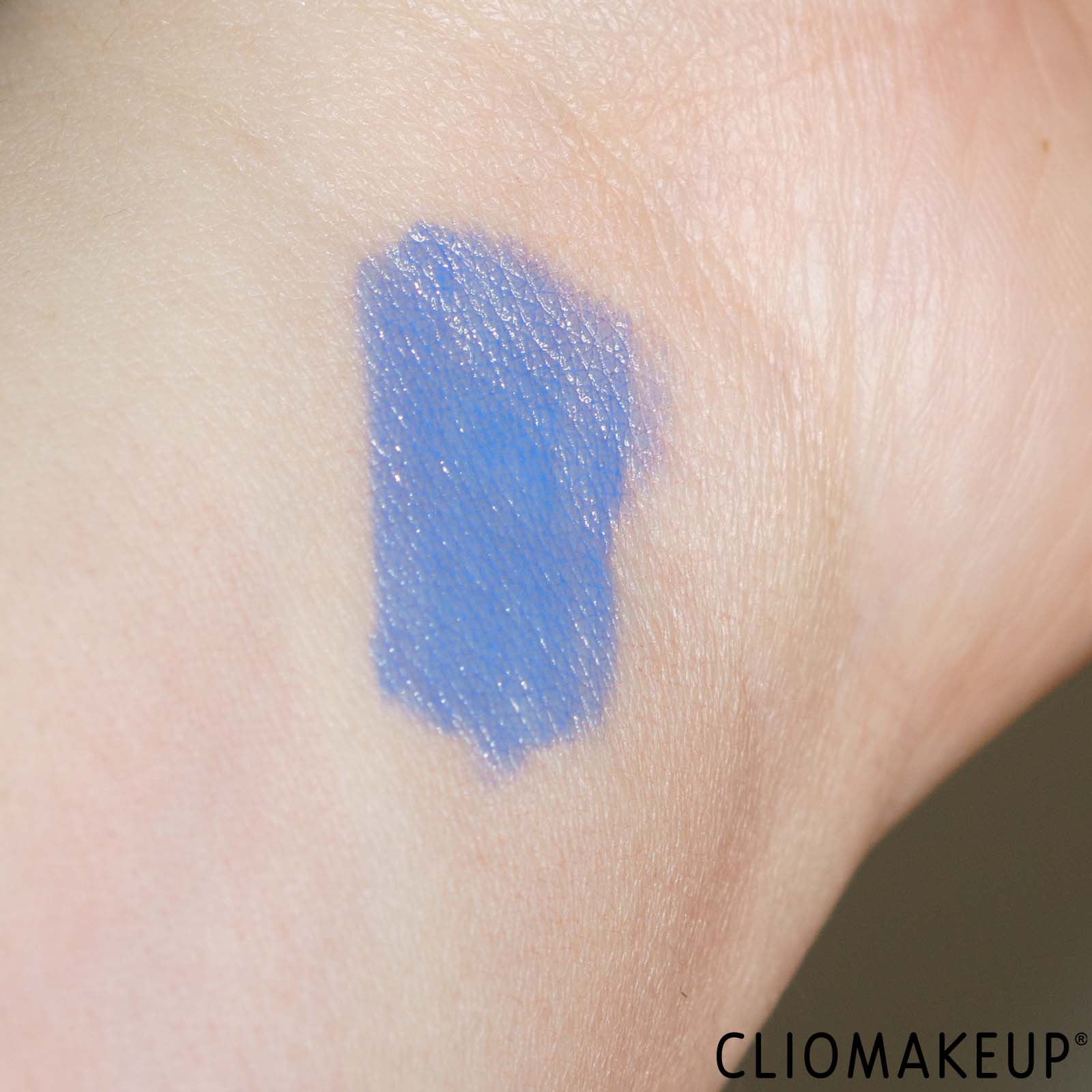 recensione-correttore-elf-camo-color-corrector-blu-swatch