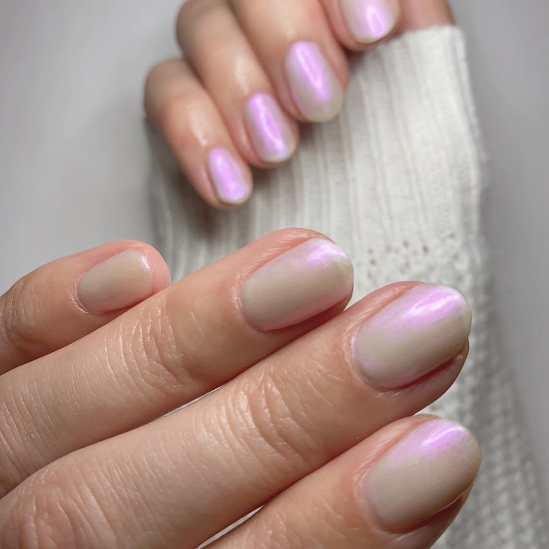 unghie-marzo-2025-bianco-opale