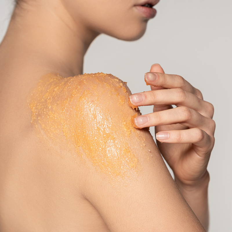 olio-mandorle-dolci-scrub-corpo