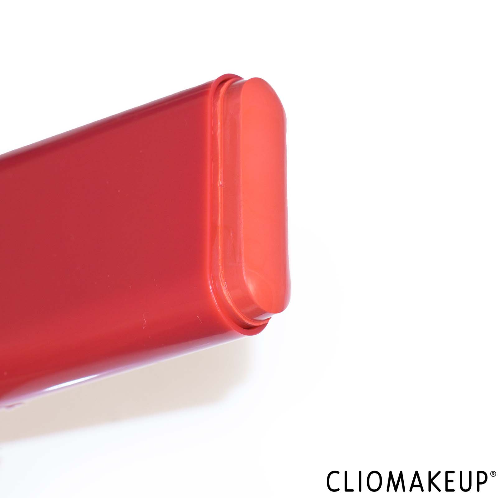 recensione-blush-catrice-kiss-glow-blush-stick-close-up