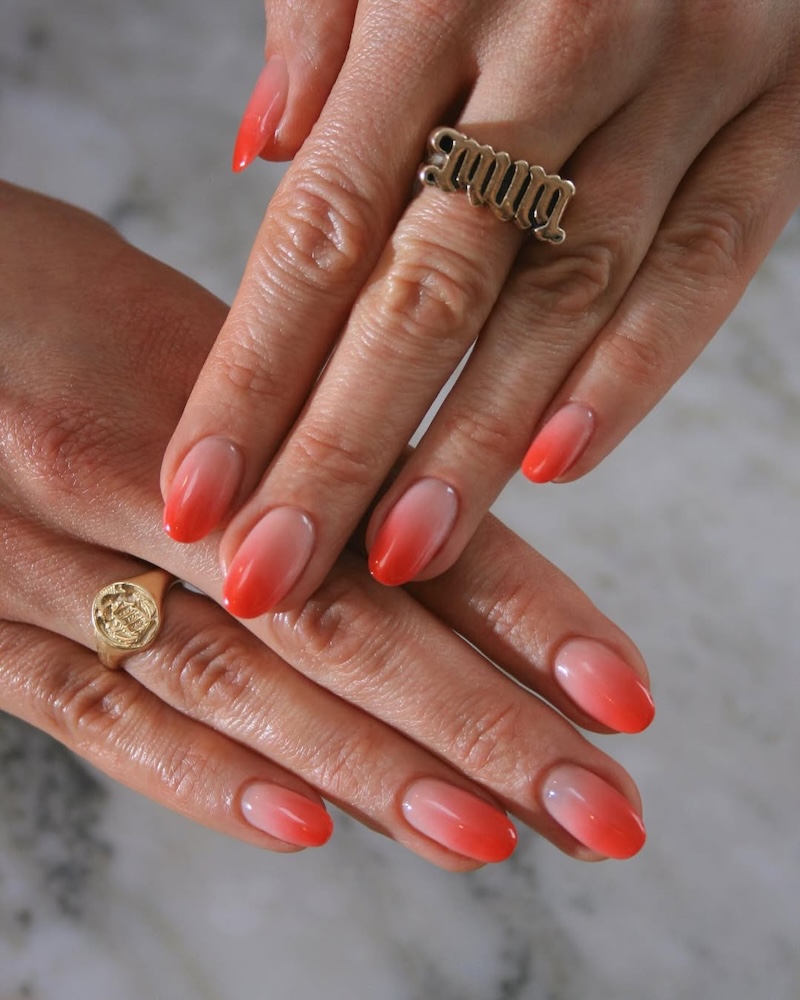 smalto-rosso-corallo-ombre