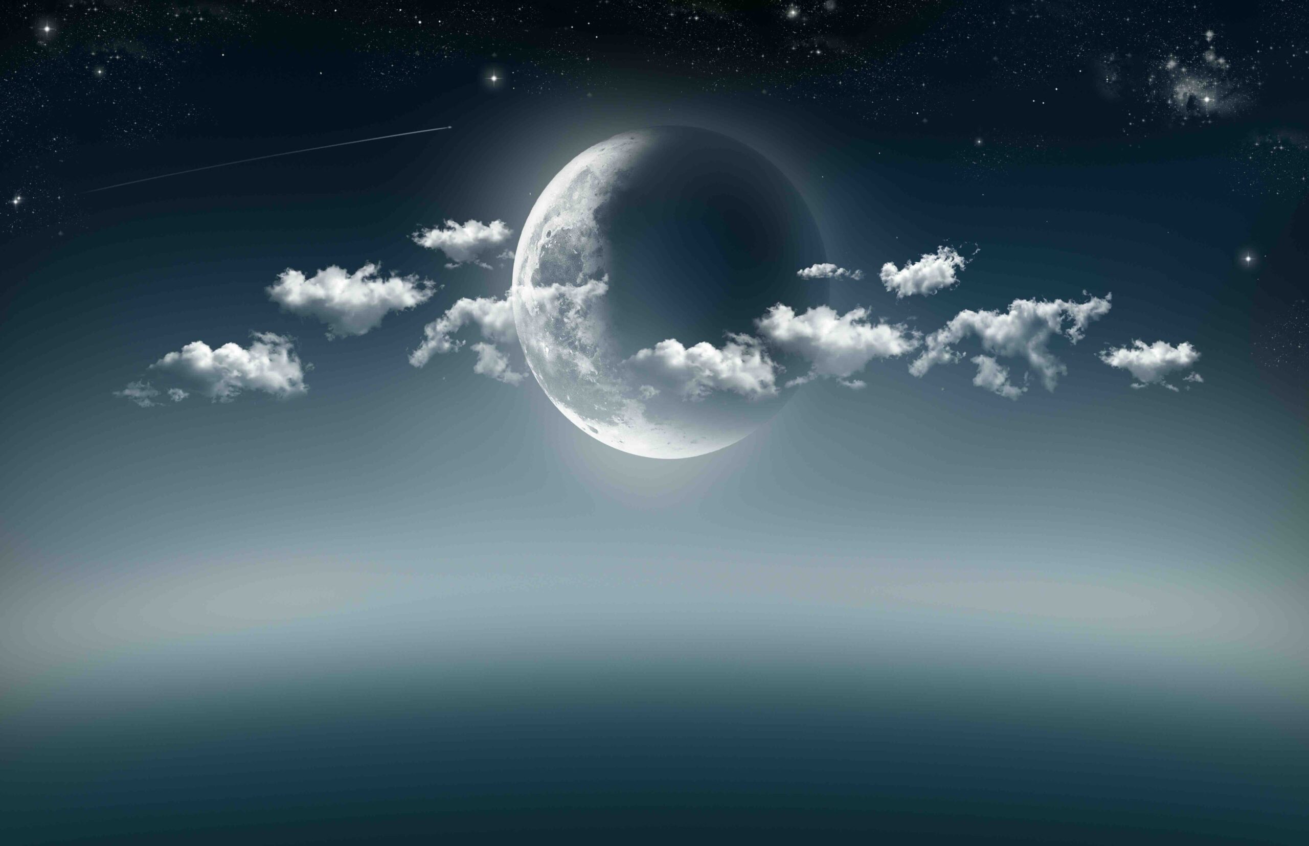 ultimo-quarto-luna-calante-cielo-nuvole