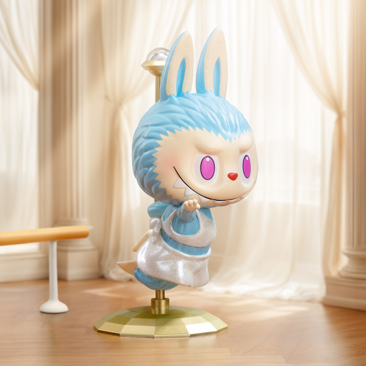 Labubu-figure
