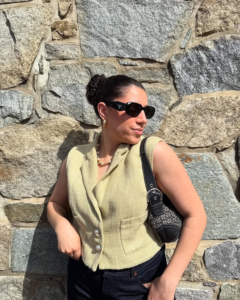 acconciatura-slick-back-capelli-mossi