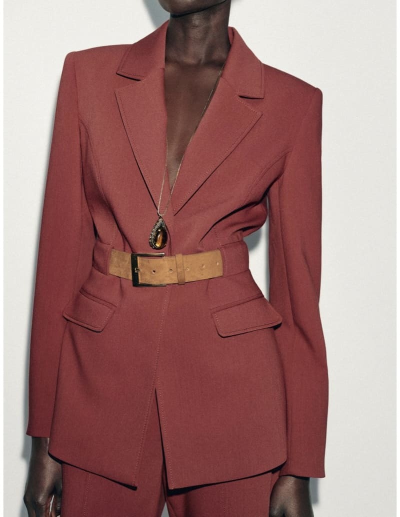 fisico-a-clessidra-outfit-zara-blazer-cintura-larga