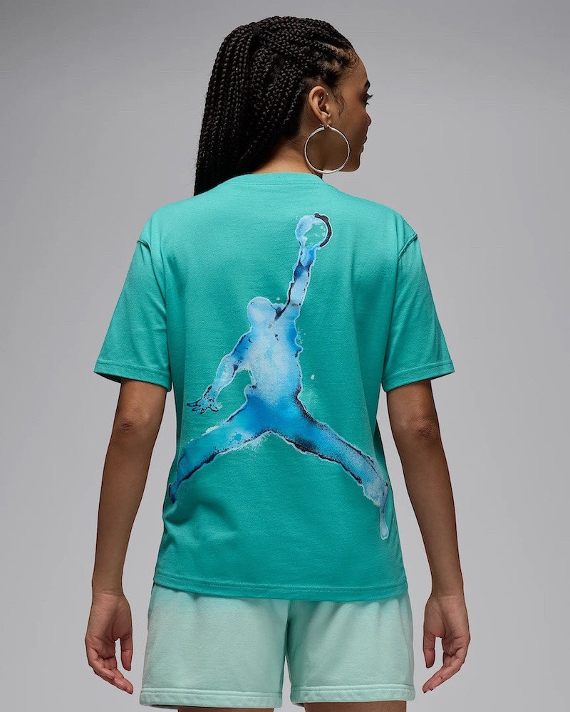 novità-nike-primavera-2025-donna-maglietta