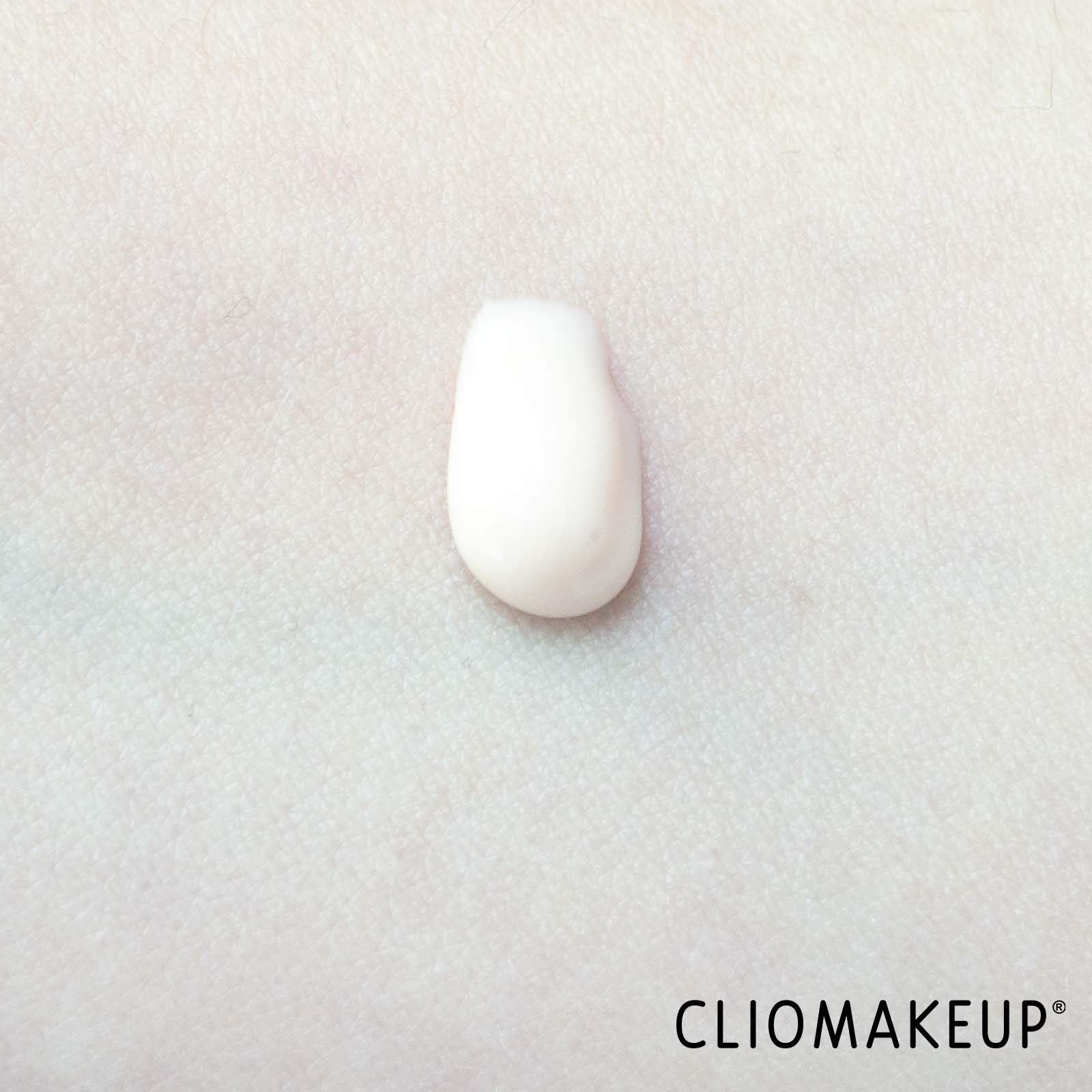 recensione-crema-viso-cica-calm-moisturising-cream-texture