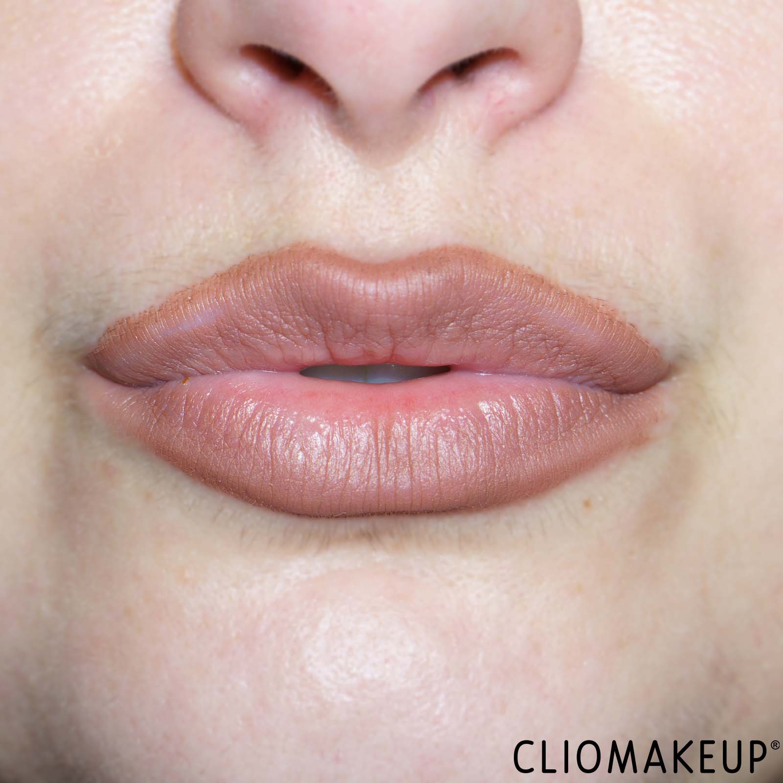 recensione-matita-labbra-nyx-duck-plump-plumping-lip-liner-chiara