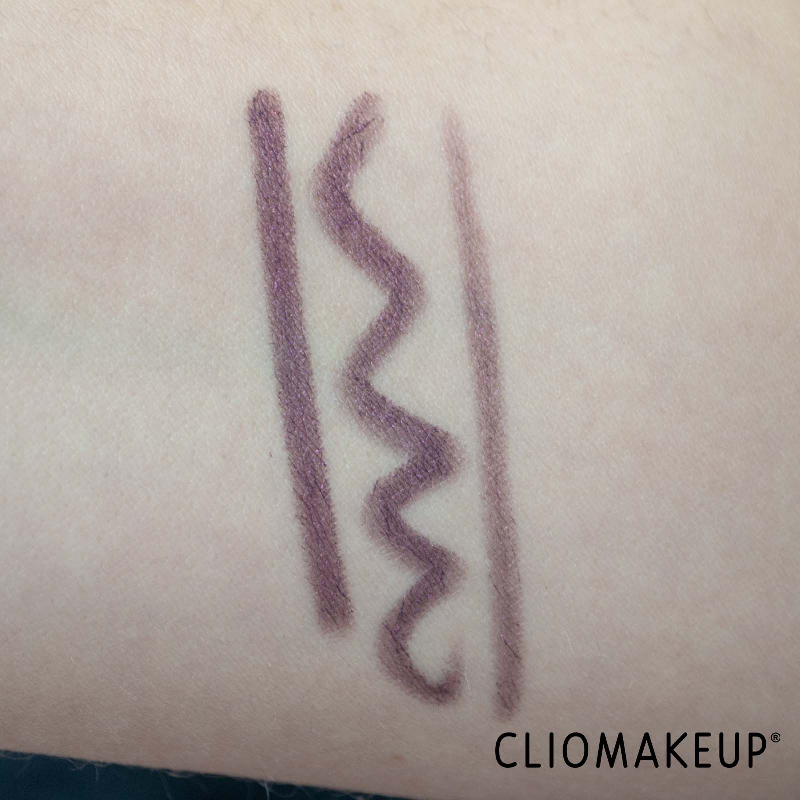 recensione-matita-occhi-maybelline-tattoo-liner-sharpenable-gel-pencil-swatch