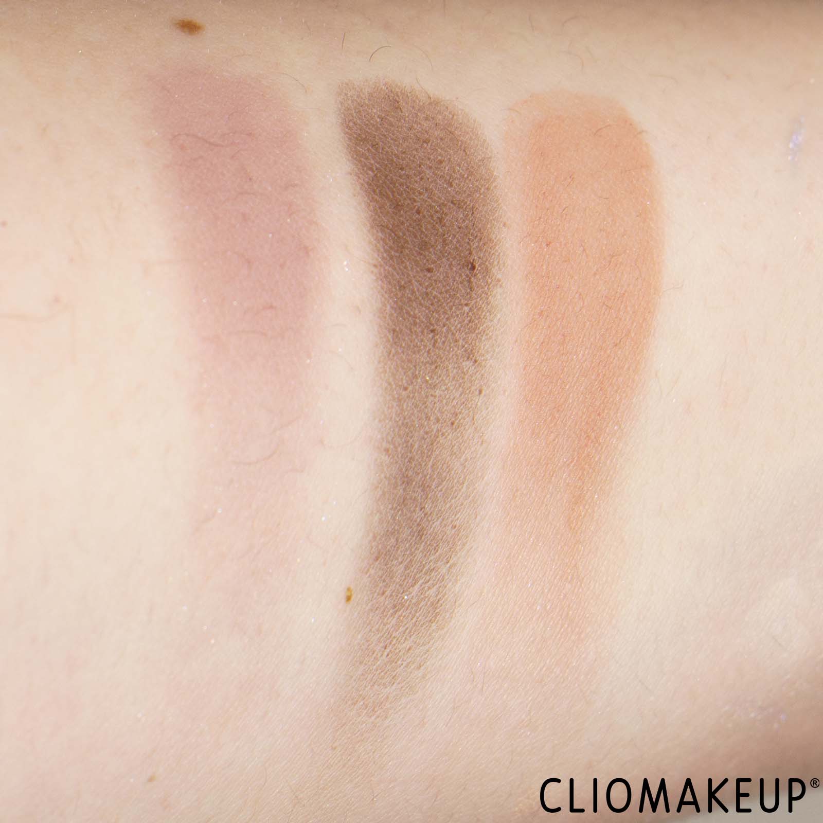 recensione-palette-astra-private-dream-eyes-palette-swatch-opachi