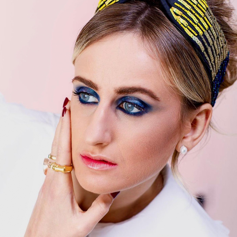 trucco-occhi-sposa-che-invecchia-foto-consigli-make-up-evitare-ombretto-matita-blu