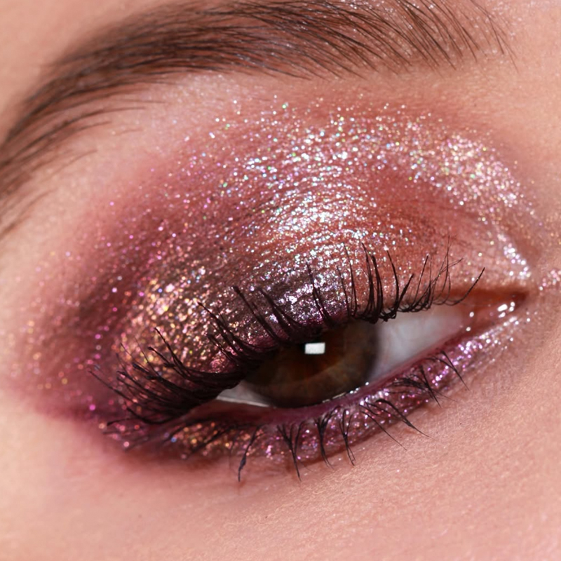 trucco-occhi-sposa-che-invecchia-foto-consigli-make-up-evitare-ombretto-shimmer-rosa