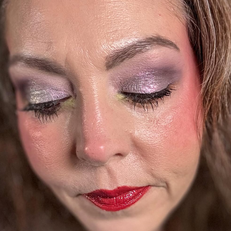 trucco-occhi-sposa-che-invecchia-foto-consigli-make-up-evitare-ombretto-shimmer