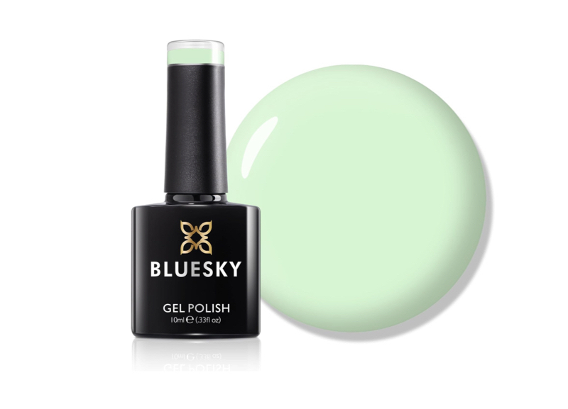 unghie-aprile-smalto-verde