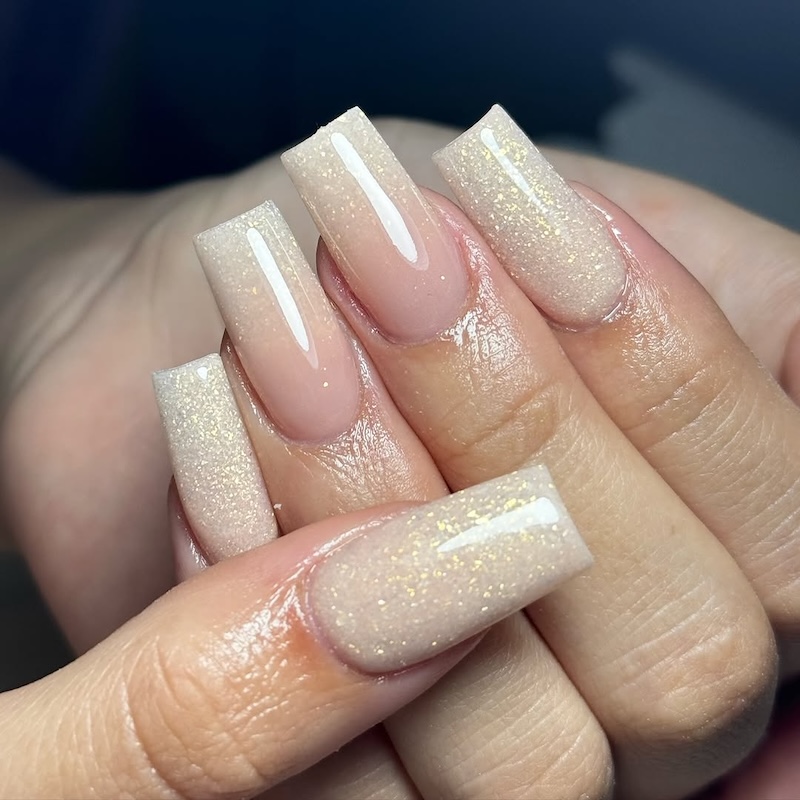 unghie-color-champagne-1