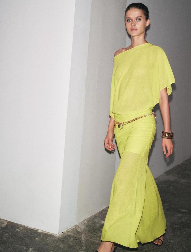 vestiti-zara-primavera-2025-lungo-verde