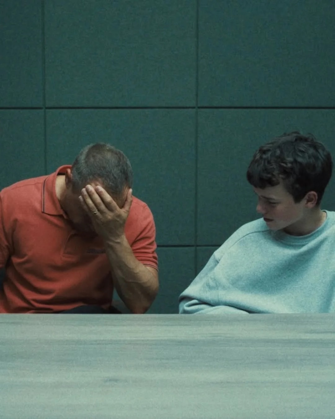 adolescence-netflix-scena-arresto