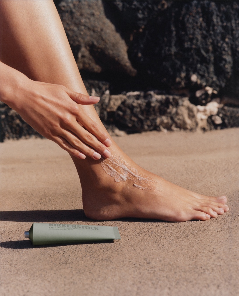 birkenstock-estate-2025-piede