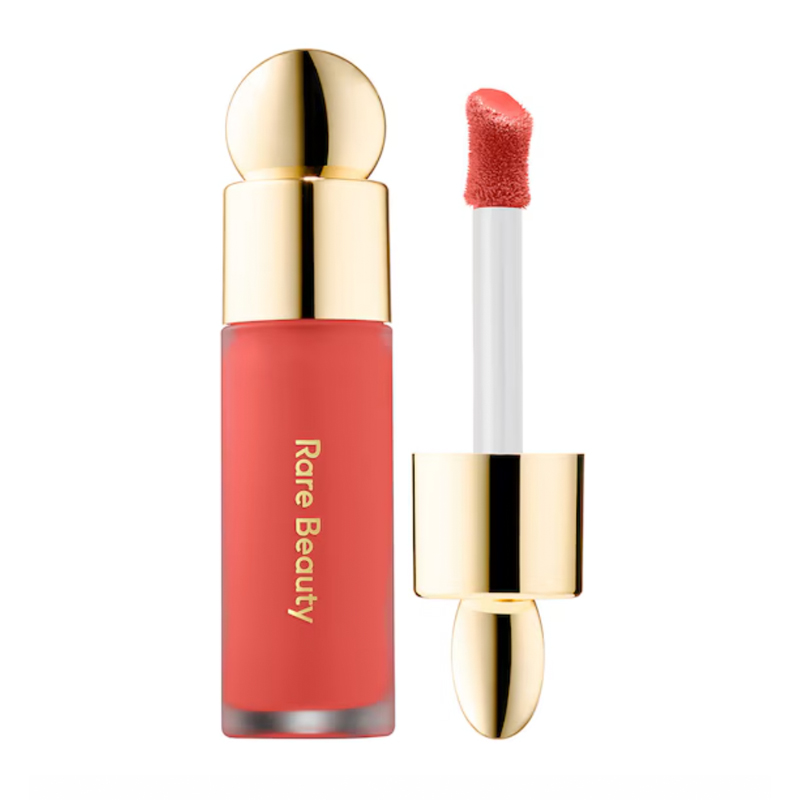 blush-corallo-a-chi-sta-bene-come-usarlo-migliori-rare-beauty